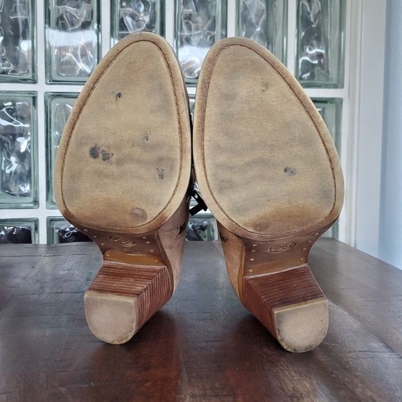 Lucky Brand Elenor Embroidered Suede Boot - Picture 6 of 8